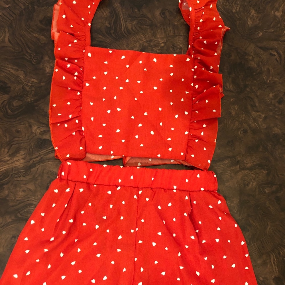 -shein red and white heart set